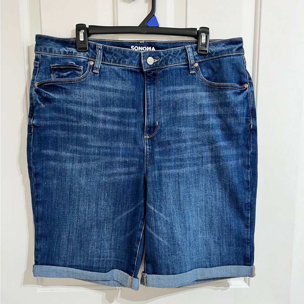 Bermuda Jean shorts